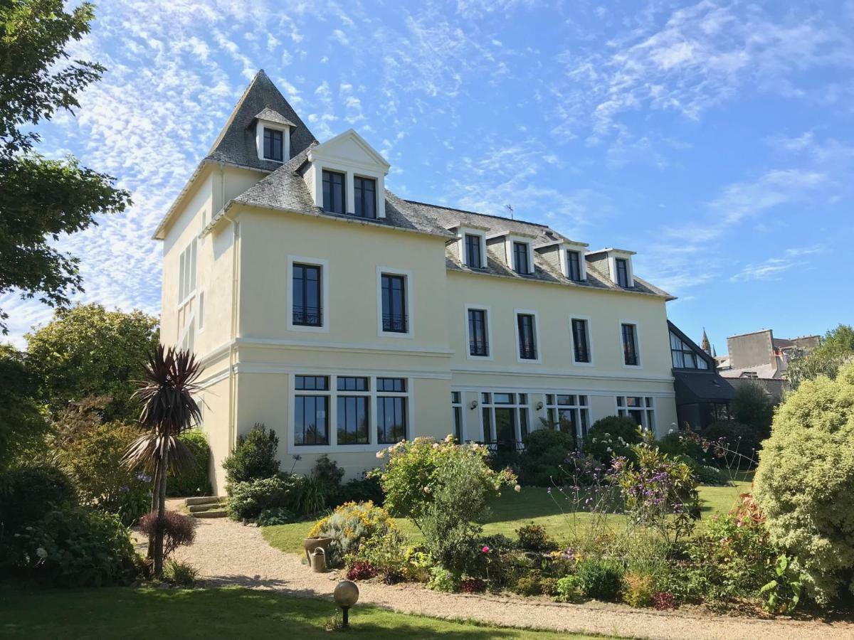 Hotel De France Saint-Pol-de-Léon Exterior foto